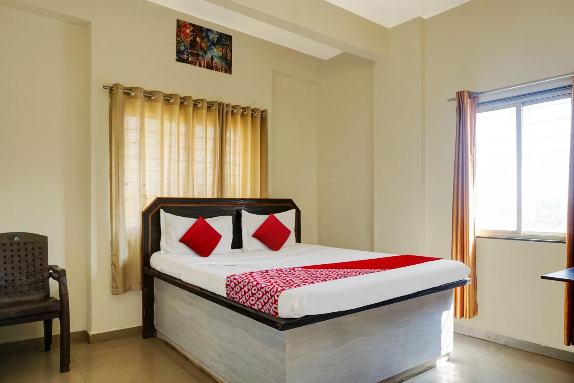 Hotel O Happy Homely Stay Sasvad Esterno foto
