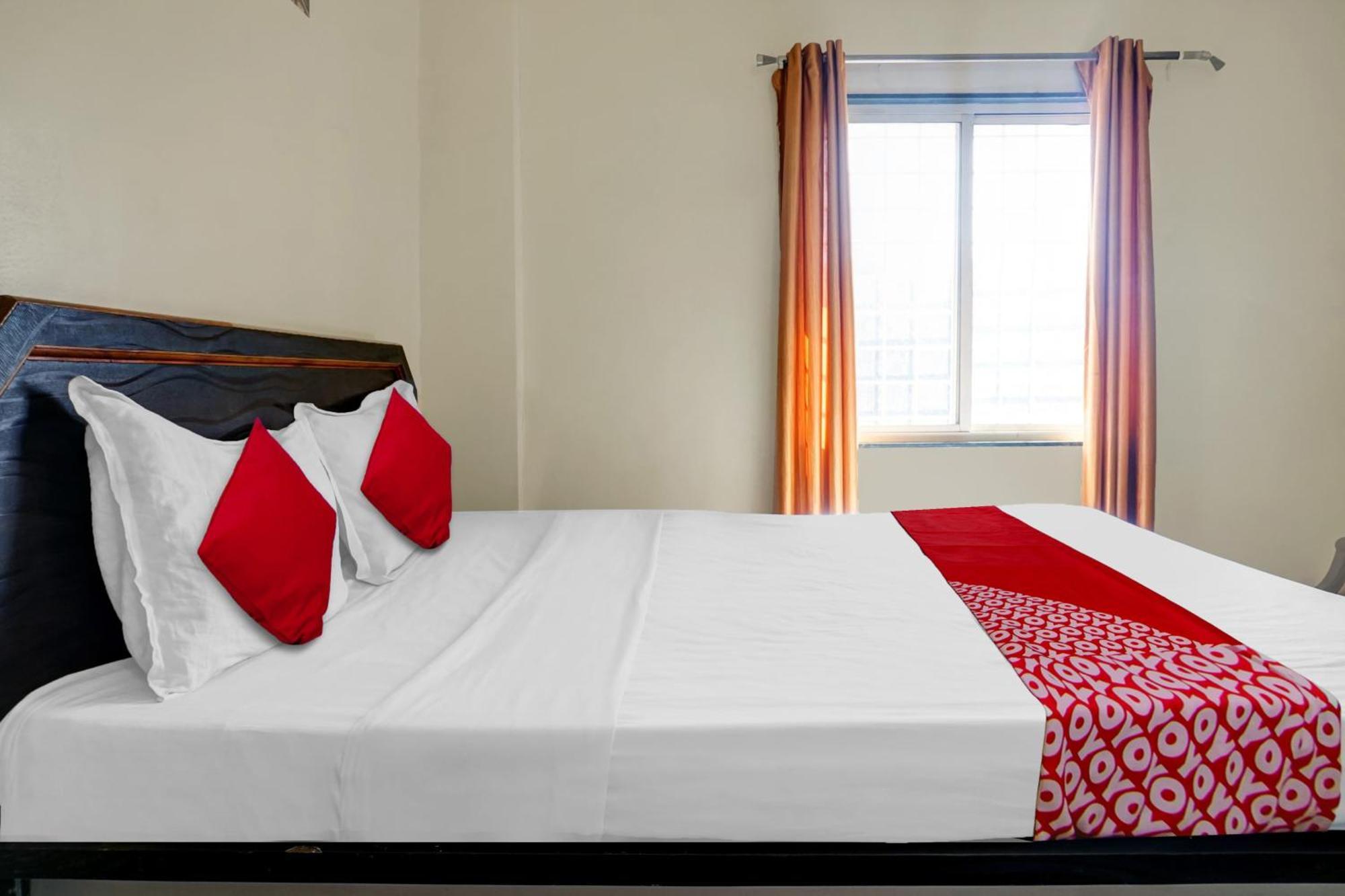 Hotel O Happy Homely Stay Sasvad Esterno foto