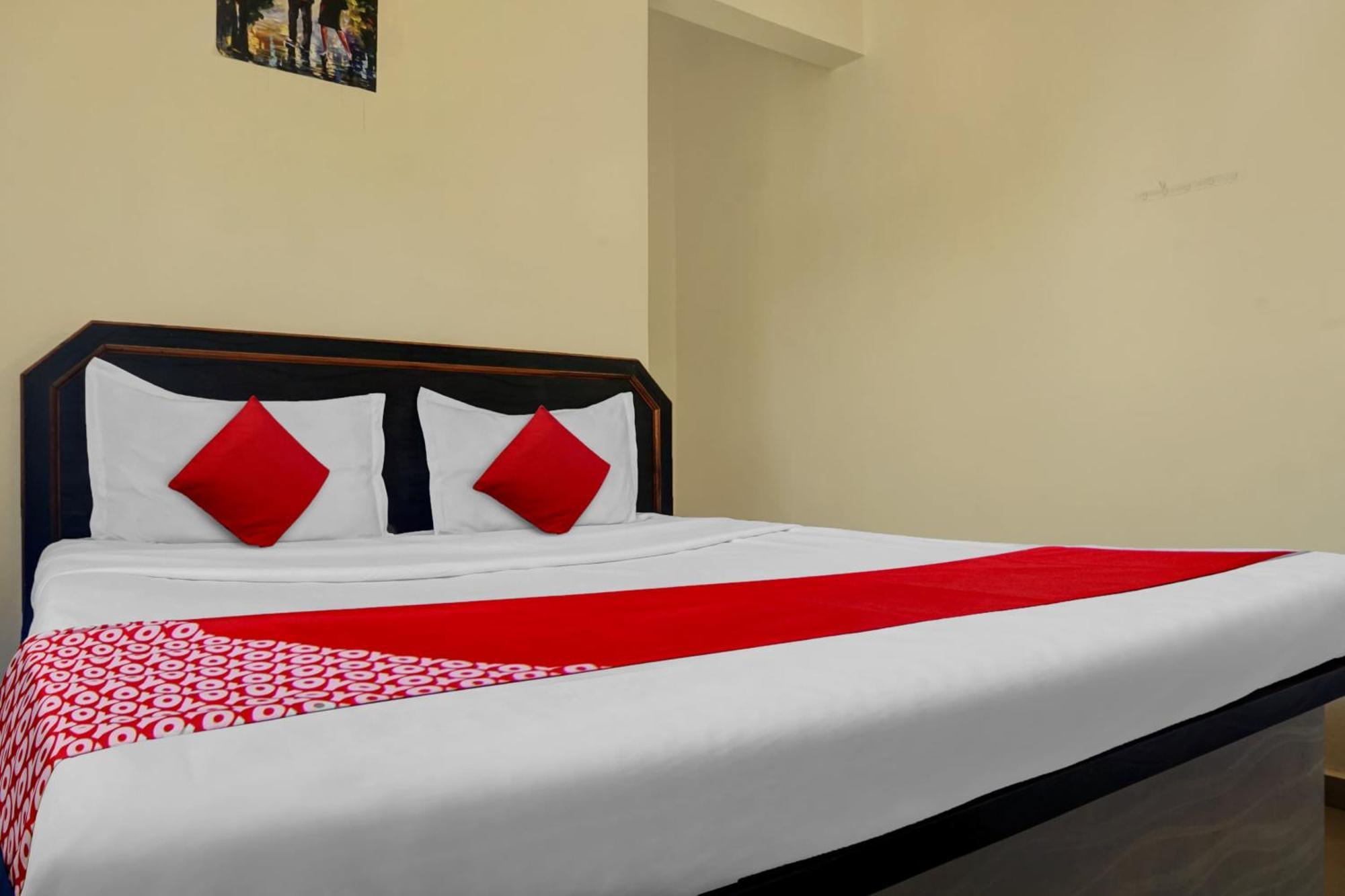 Hotel O Happy Homely Stay Sasvad Esterno foto